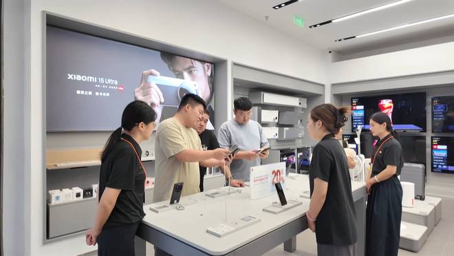 利津 電子產(chǎn)品銷售火爆 “后高考經(jīng)濟(jì)”持續(xù)升溫